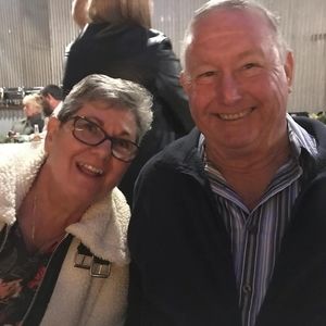 Meet your Posher, Sharon